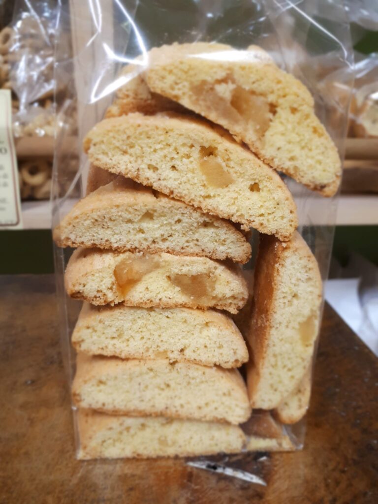 Cantuccini morbidi Panificio Russo Acerra (NA)